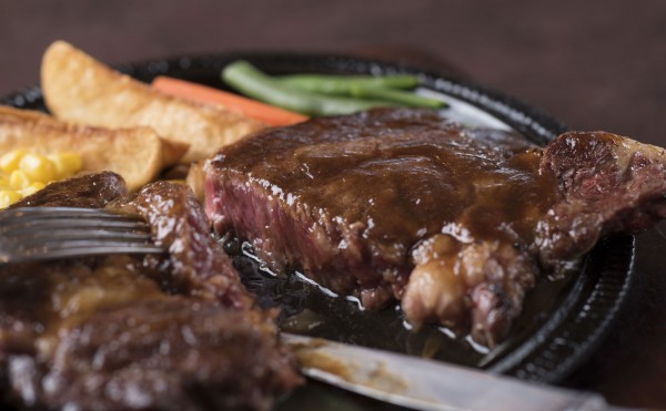 ステーキで食卓を華やかに♪