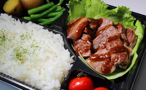 ６月２６日（土）トヨニシファーム店頭直売会を再開致します！お弁当は「豊西牛ヒレカットステーキ弁当」