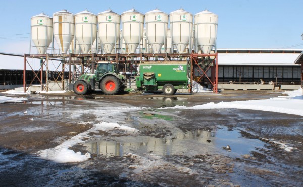 広がる水たまり