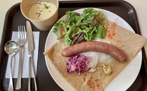 とかち屋ガーデンカフェ ブルー スプルース