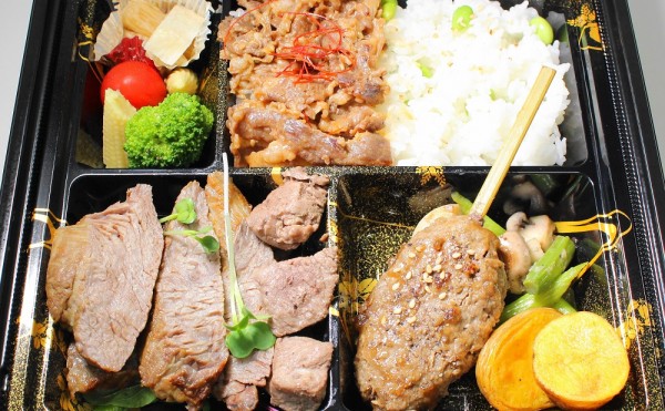 第３５回国際農業機械展in帯広　会場にて「トヨニシファームオリジナル弁当」を販売しております。