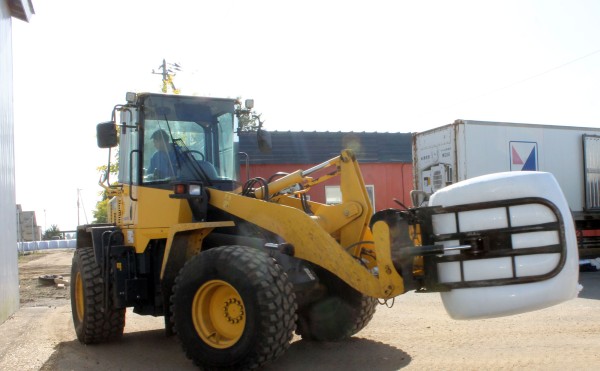 サイレージ移動