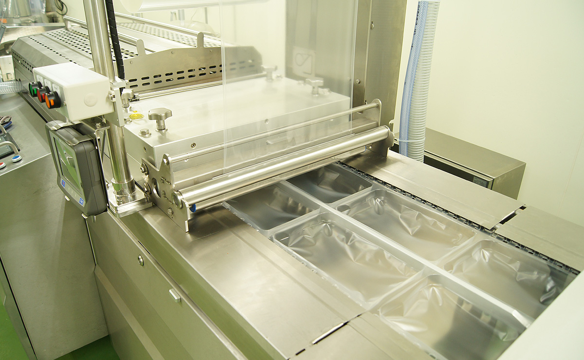 深絞り真空包装機PRO14